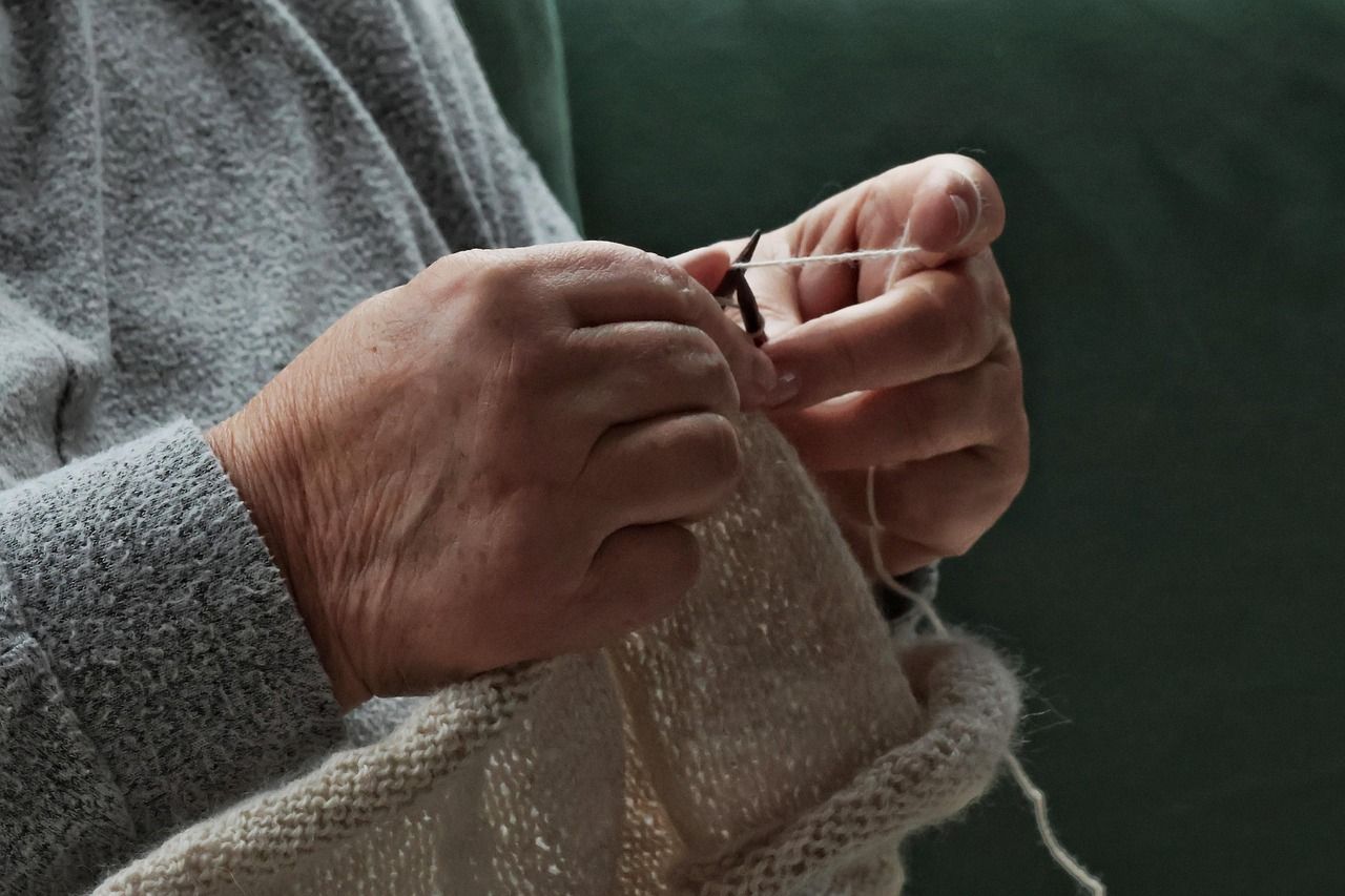 knit, hobby, leisure time, woman, wool, knitting needles, fashion, lifestyle, handwork