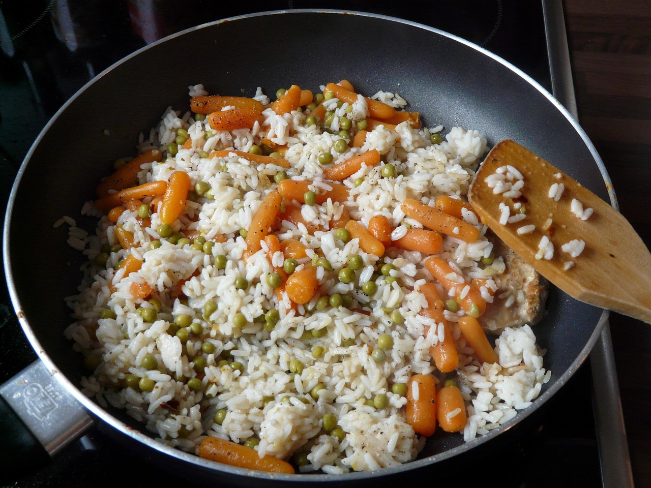 entdecken sie die köstliche welt des risottos! mit cremigen texturen und vielfältigen zutaten ist risotto ein italienisches lieblingsgericht, das sowohl zu festlichen anlässen als auch zu alltäglichen mahlzeiten passt. lassen sie sich von unseren rezeptideen inspirieren und genießen sie ein herzhaftes geschmackserlebnis!