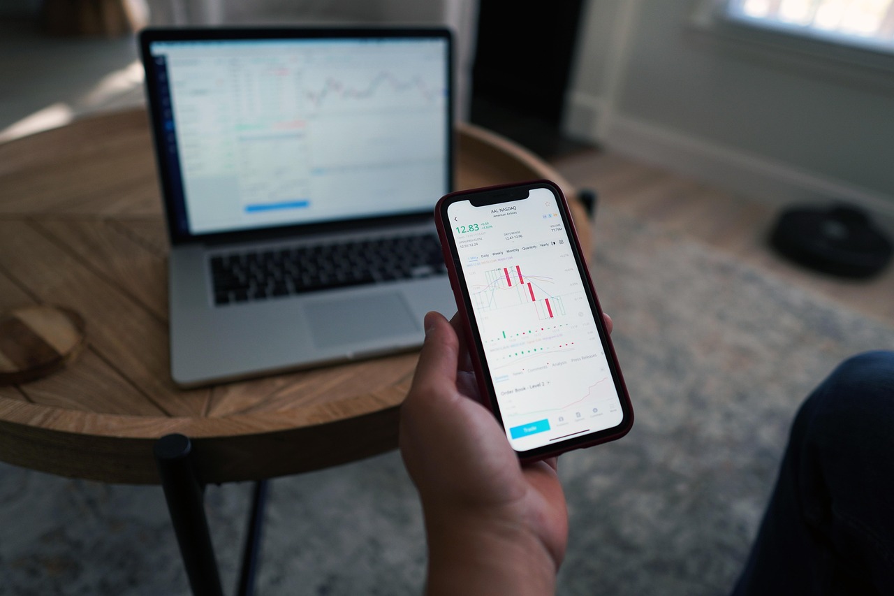 entdecken sie, wie esg investing nachhaltige, ethische und zukunftsorientierte anlagestrategien fördert. erfahren sie mehr über umwelt-, sozial- und governance-kriterien für ihre investitionsentscheidungen.